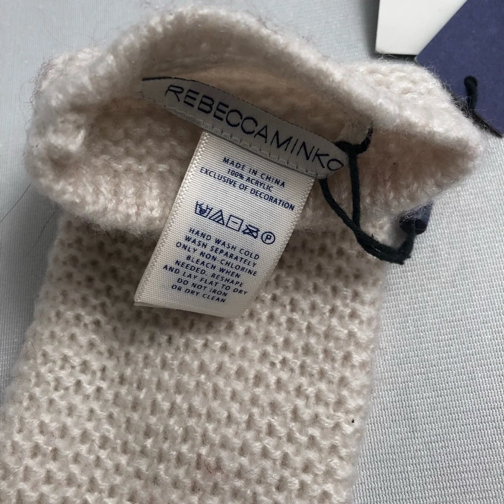 Rebecca Minkoff ivory ONE RIGHT HAND tech glove